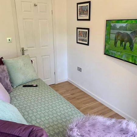 Renovated Miner'S Cottage - Family & Dog Friendly Abertillery Ngoại thất bức ảnh