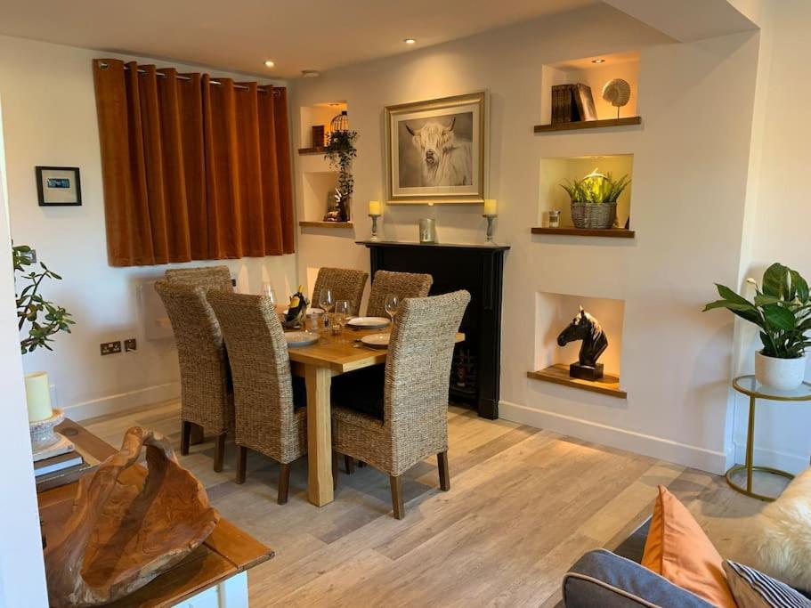 Renovated Miner'S Cottage - Family & Dog Friendly Abertillery Ngoại thất bức ảnh